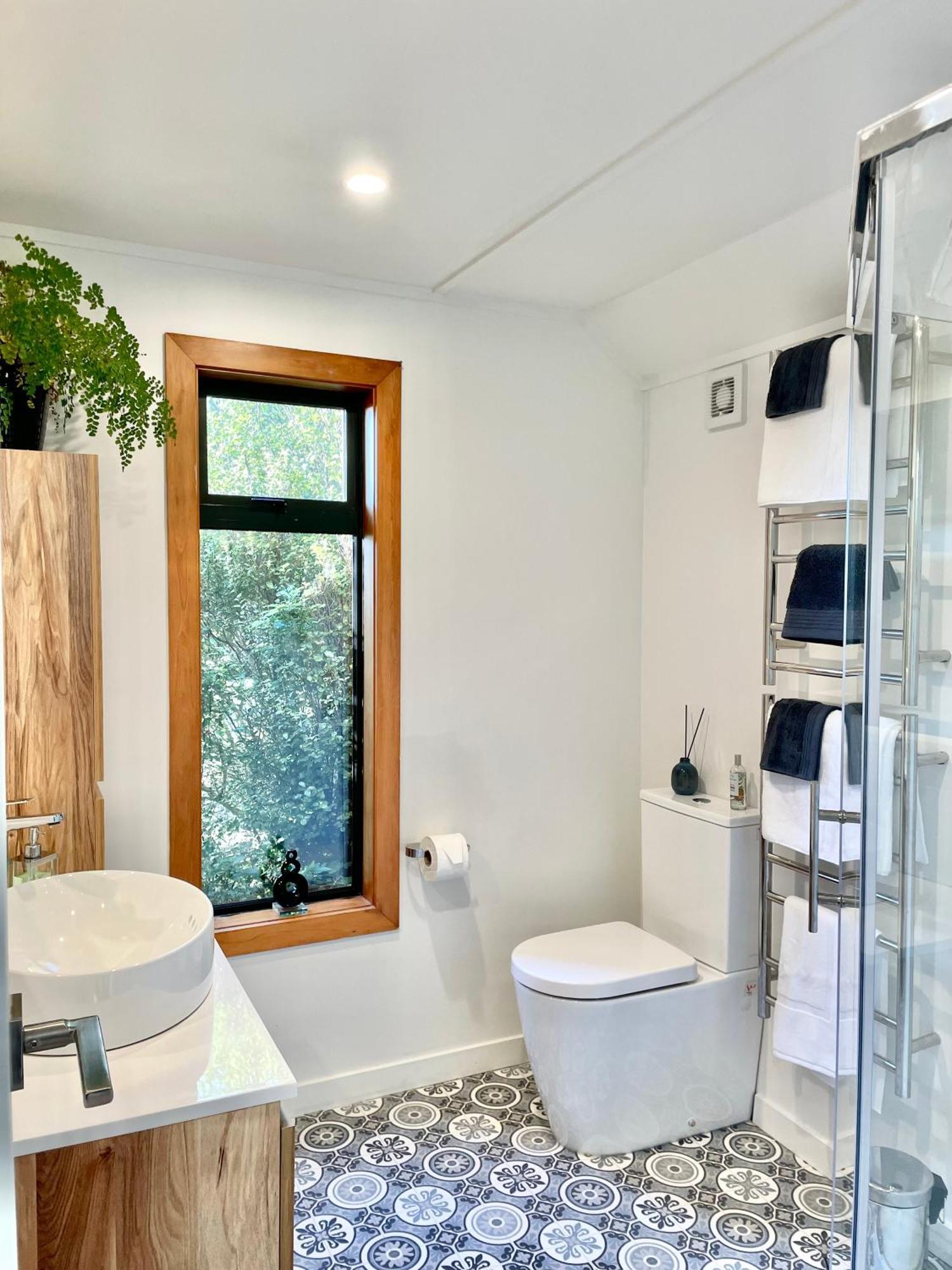 The Cove Cabin - Your Quiet Escape Dunedin Eksteriør bilde